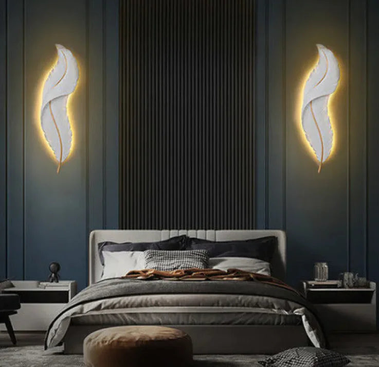 Decorative LED Quill Feather Wall Light: Sleek, Stylish Illumination Lamp